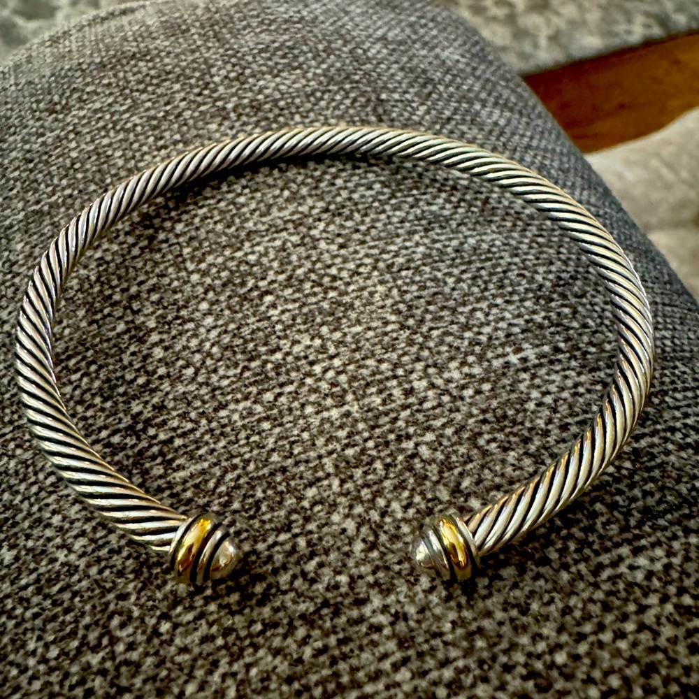 David Yurman Classic Cable Sterling Silver & 18k Gold 4mm bracelet. Size XL
